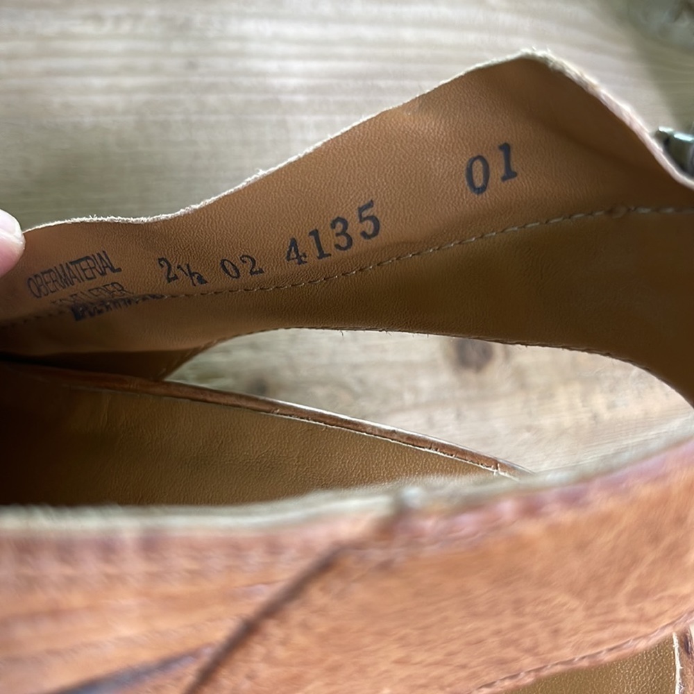 Paul Green Peep Toe Sandals. - Picture 9 of 9